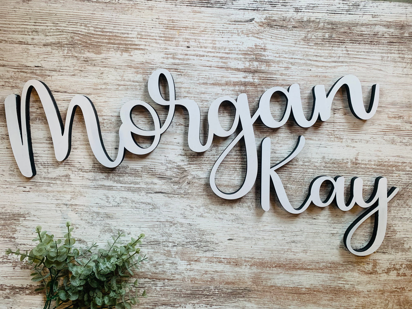 Another example of white 3D cut wording