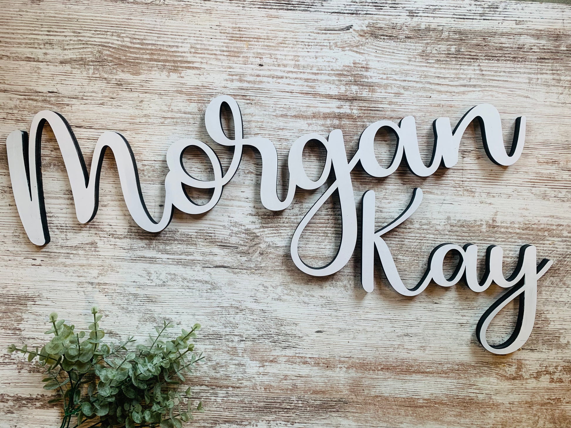 Another example of white 3D cut wording