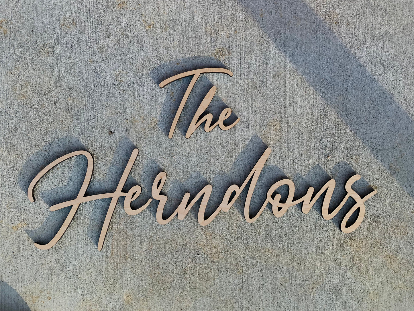 Example of a family last name in our 3D cut wording